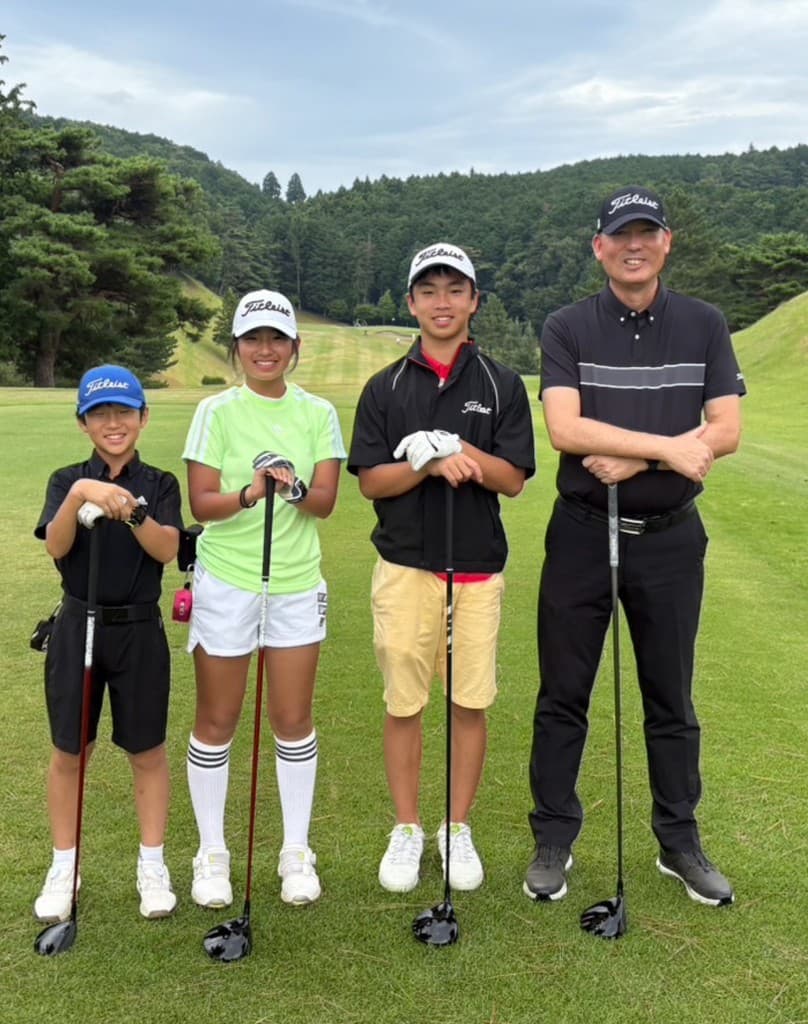 Junior students on the golf course